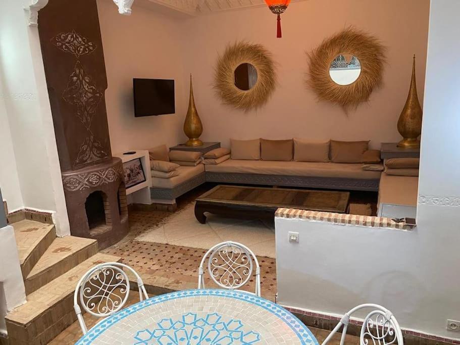 Ryad De Charme Authentique Piscine Calme Марракеш Экстерьер фото